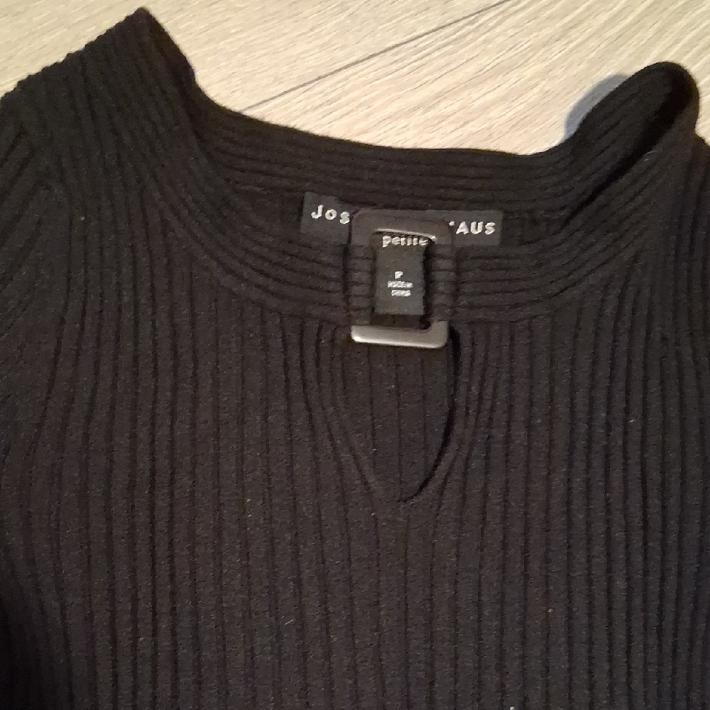 Joseph Men's Black Ribbed Crewneck Sweater
